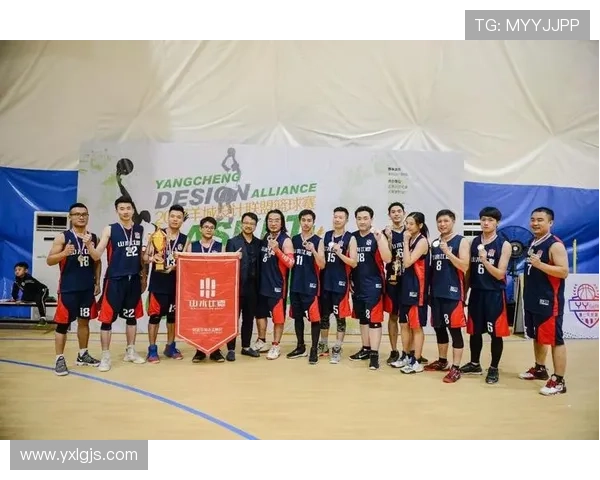 广州篮球队在世界杯积分榜中以54分稳居第一名展现强劲实力