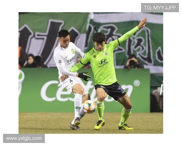 深入分析北京足球队防守战术的独特风格与执行效果